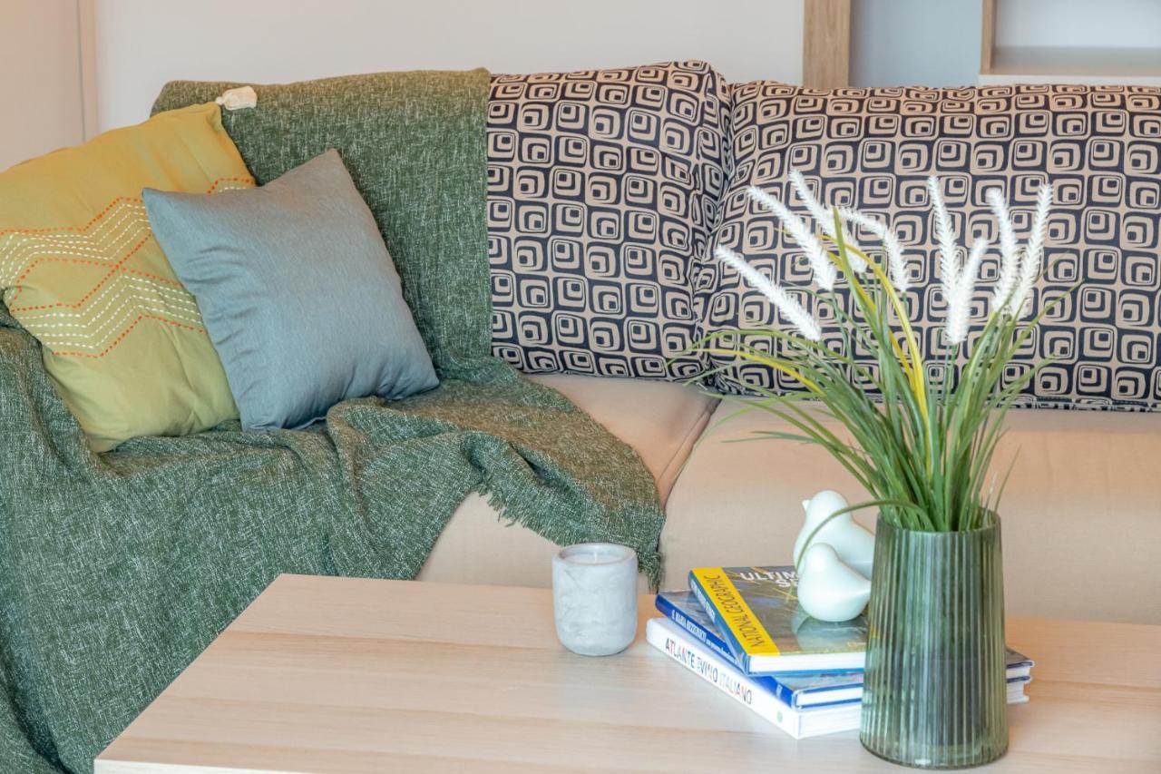 Classy Apartment Wifi, Parking & Stunning View! Acquaseria Exteriör bild