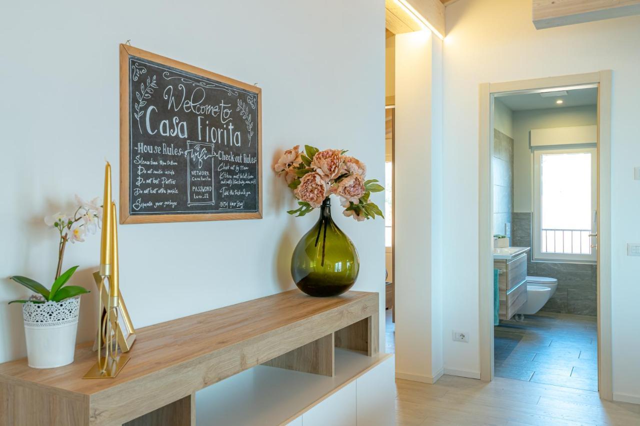 Classy Apartment Wifi, Parking & Stunning View! Acquaseria Exteriör bild